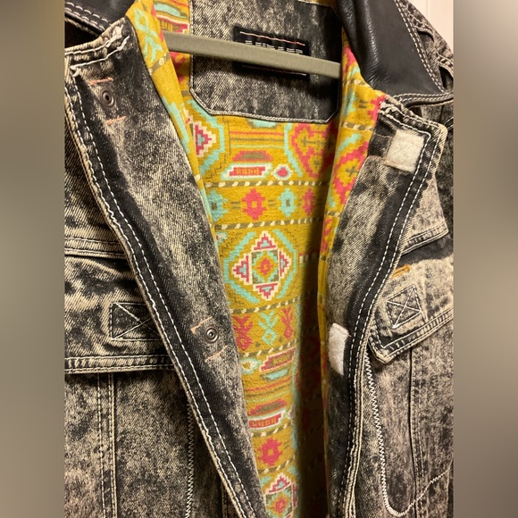 Vintage 80's Mirage Men's Acid Wash Denim Bomber jacket Leather Trim size XL. - Picture 3 of 9